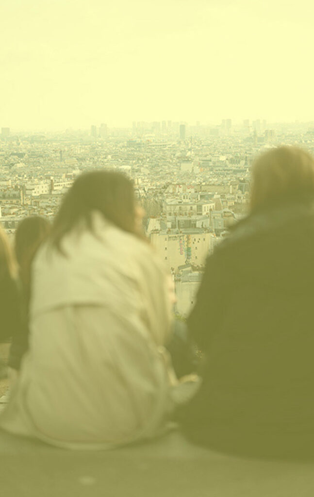 Etudiants de l'école en voyage à Paris